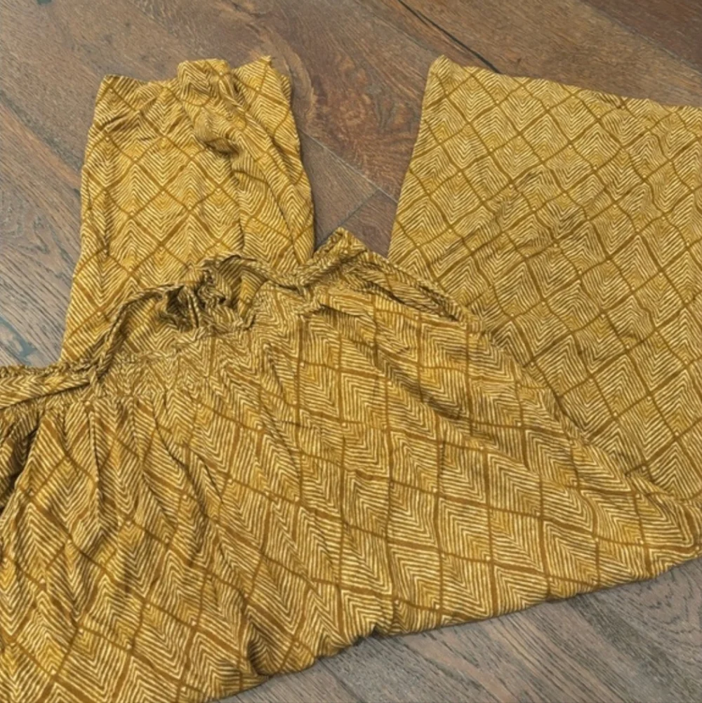 Lularoe wide leg pants - Picture 1 of 2
